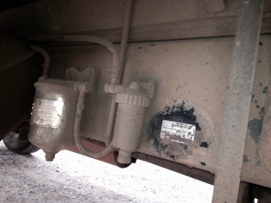 ขายรถ6ล้อFF3H รถห้าง195แรง ตู้แห้ง3บานยาว6.5ช่วงล่างใหญ่