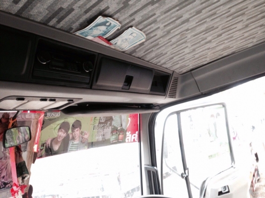 ขายรถ6ล้อFF3H รถห้าง195แรง ตู้แห้ง3บานยาว6.5ช่วงล่างใหญ่