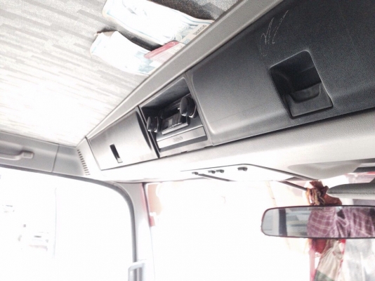 ขายรถ6ล้อFF3H รถห้าง195แรง ตู้แห้ง3บานยาว6.5ช่วงล่างใหญ่