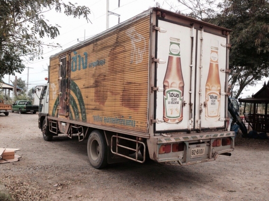 ขายรถ6ล้อFF3H รถห้าง195แรง ตู้แห้ง3บานยาว6.5ช่วงล่างใหญ่