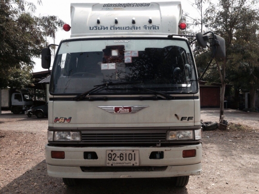 ขายรถ6ล้อFF3H รถห้าง195แรง ตู้แห้ง3บานยาว6.5ช่วงล่างใหญ่