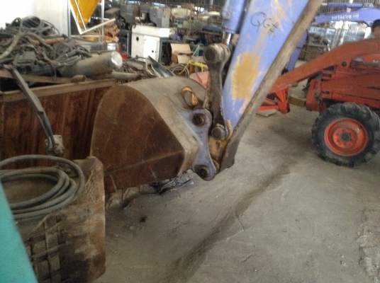 HITACHI75คอนโทลน้ำมัน แทรคยางแอร์เย็น เครื่องBD NISSAN3000ปั้มนิ้ว