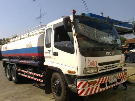ขายรถน้ำมัน สิบล้อ  ISUZU ร๊อคกี้พร้อมใช้งานราคา800,000 บาท