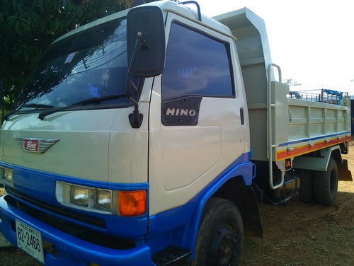 ขายด่วน รถบรรทุก 6 ล้อดั๊มใหม่ ยี่ห้อ HINO 120 แรงม้า