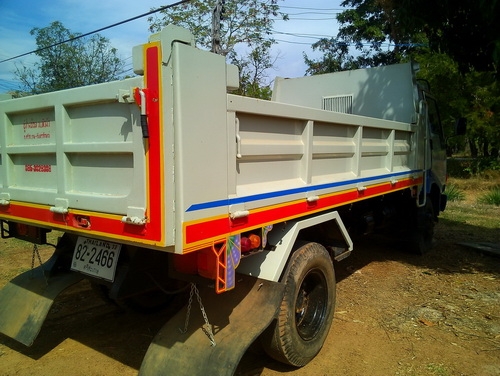 ขายด่วน รถบรรทุก 6 ล้อดั๊มใหม่ ยี่ห้อ HINO 120 แรงม้า