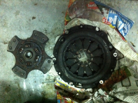 เกียร์ธรรมดา sr20 ขับหน้าลูกใหญ่ครัชน้ๆมัน