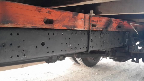 ขาย6ล้ออีซูซุNPR 130เทอร์โบ ปี49 วิ่งน้อย ยาว5เมตร แชชซีสวยเครื่องดี ภายในสวย กระบะสวย แอร์เย็น พ.เพาเวอร์ สภาพร้อมใช้งาน พื้นดี ทะเบียนเต็มภาษีปี58