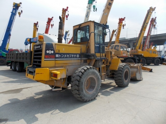 ขายรถตัก komatsu wa200-1 นำเข้ามือ 2 จากญี่ปุ่น ขายรถตัก komatsu wa200-1 นำเข้ามือ 2 จากญี่ปุ่น