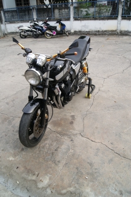 YAMAHA XJR 400 สภาพสวยๆทะเบียนเล่มเขียว