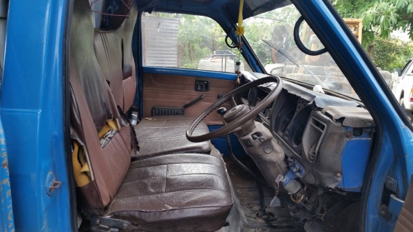 รถหกล้อ KS 110 เครื่องดีคันชีสวย ทะเบียนเต็มเอกสารพร้อมโอน