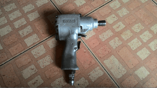 ขายไขควงลม VESSEL Made in japan.