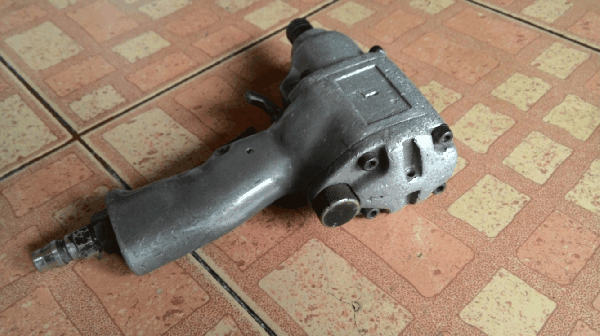 ขายไขควงลม VESSEL Made in japan.