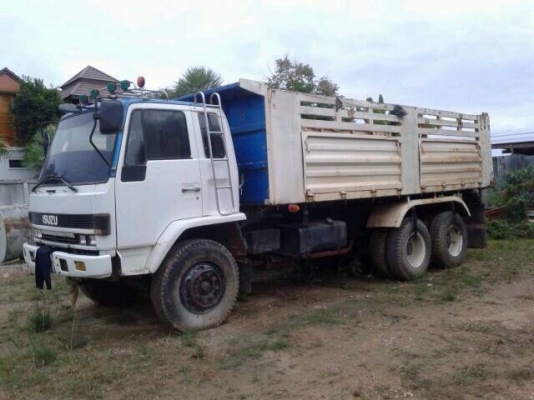 ขายรถบรรทุกสิบล้อดัมพ์ ISUZU FXZ13NFY เครื่อง 210 แรง 2 เพลา กระบะดัมพ์สามมิตร ยางดี แอร์พร้อม