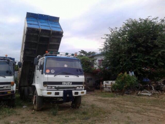 ขายรถบรรทุกสิบล้อดัมพ์ ISUZU FXZ13NFY เครื่อง 210 แรง 2 เพลา กระบะดัมพ์สามมิตร ยางดี แอร์พร้อม