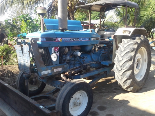 ขาย FORD 6600  สภาพงามๆ เครื่อง T5