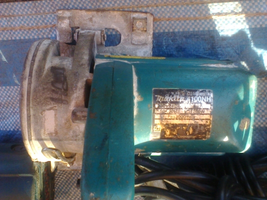 ตัวตัดกระเบื้องมากีตา