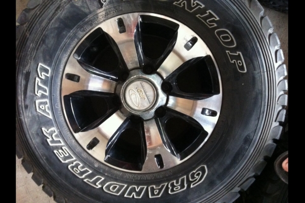 ข า ย แ ล้ ว ข อ บ คุ ณ ผู้ ซื้ อ แ ล ะ TRUCK2 HAND ข า ย แ ล้ ว ข อ บ คุ ณ ผู้ ซื้ อ แ ล ะ TRUCK2 HAND