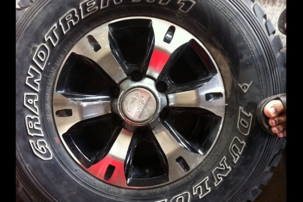 ข า ย แ ล้ ว ข อ บ คุ ณ ผู้ ซื้ อ แ ล ะ TRUCK2 HAND ข า ย แ ล้ ว ข อ บ คุ ณ ผู้ ซื้ อ แ ล ะ TRUCK2 HAND