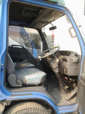 ขายรถบรรทุก 4 ล้อ ปี2546 100แรง