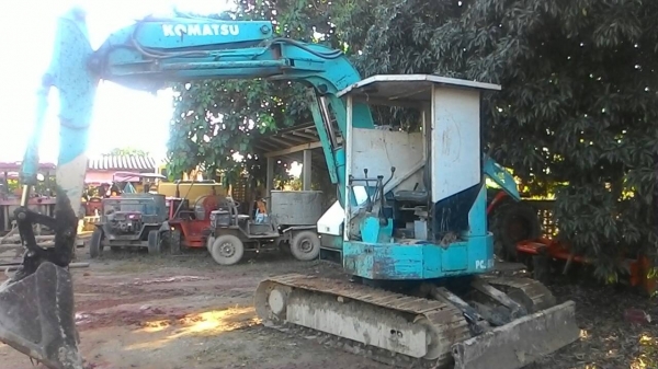 ขาย รถแบคโฮKomatsu 55UU สภาพพร้อมใช้