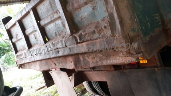 รถบรรทุก 6 ล้อ หัวยาว ยี่ห้อ TOYOTA ปีจดทะเบียน 2509 145 แรงม้า รถบรรทุก 6 ล้อ หัวยาว ยี่ห้อ TOYOTA ปีจดทะเบียน 2509 145 แรงม้า