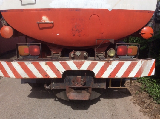 HINO FM 227แท้ รถน้ำมัน(2เพลา) เครื่อง220แรง เกียร์พิเศษมี Lo-high พร้อมระบบลากพ่วง ครัทซีเดิมๆสวยมาก ยางดี เครื่องดี รถแห้งๆเดิม ขาย 850,000 บาท