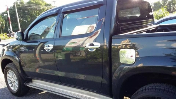 ขายดาวน์ด่วน 2013 TOYOTA, HILUX VIGO 2.5E DOUBLE CAB VN Turbo รถบ้านแท้วิ่งน้อยมาก สภาพป้ายแดง