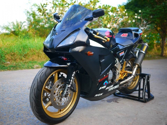 ขาย Nc30 พร้อมทะเบียนแท้ แฟริ่ง Rc211 เครื่อง RVF Nc35 แจ้งลงเล่มเรียบร้อย