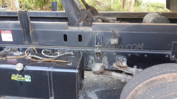 รถบรรทุก 6 ล้อดัมพ์ ยี่ห้อ ISUZU FRR90HM 190  แรงม้า   ปีจดทะเบียน 2555