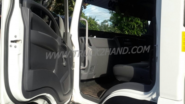 รถบรรทุก 6 ล้อดัมพ์ ยี่ห้อ ISUZU FRR90HM 190  แรงม้า   ปีจดทะเบียน 2555