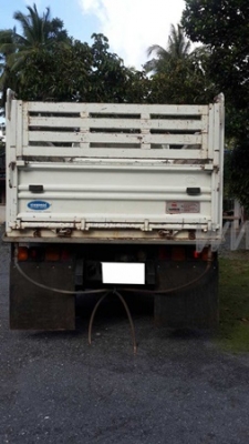 รถบรรทุก 6 ล้อดัมพ์ ยี่ห้อ ISUZU FRR90HM 190  แรงม้า   ปีจดทะเบียน 2555