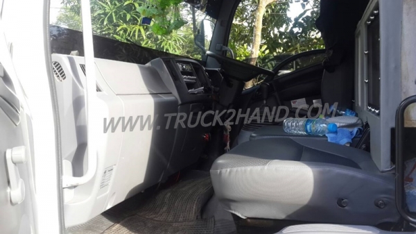 รถบรรทุก 6 ล้อดัมพ์ ยี่ห้อ ISUZU FRR90HM 190  แรงม้า   ปีจดทะเบียน 2555