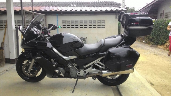 ธารนนทบุรี///ขาย yamaha fjr1300 ปี2003 สวยๆเดิมๆ พร้อมออกทริปหน้าหนาวกันยาวๆครับ ระบบไฟสมบูรณ์ทุกจุด ระบบเครื่องสมบูรณ์ ราคา 365,000 บาท ทะเบียนแท้ๆครับ