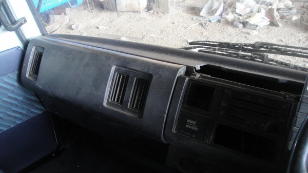 หัวรถ ISUZU ROCKY สีใหม่ เบาะใหม่ สวยๆ ใส่6ล้อ 10ล้อ ราคาถูก หัวรถ ISUZU ROCKY สีใหม่ เบาะใหม่ สวยๆ ใส่6ล้อ 10ล้อ ราคาถูก