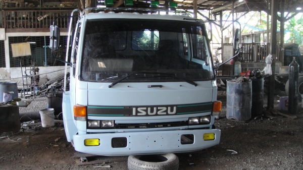 หัวรถ ISUZU ROCKY สีใหม่ เบาะใหม่ สวยๆ ใส่6ล้อ 10ล้อ ราคาถูก หัวรถ ISUZU ROCKY สีใหม่ เบาะใหม่ สวยๆ ใส่6ล้อ 10ล้อ ราคาถูก