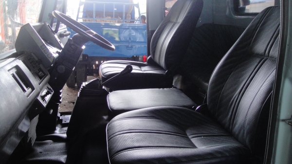 หัวรถ ISUZU ROCKY สีใหม่ เบาะใหม่ สวยๆ ใส่6ล้อ 10ล้อ ราคาถูก