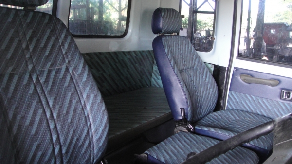 หัวรถ ISUZU ROCKY สีใหม่ เบาะใหม่ สวยๆ ใส่6ล้อ 10ล้อ ราคาถูก