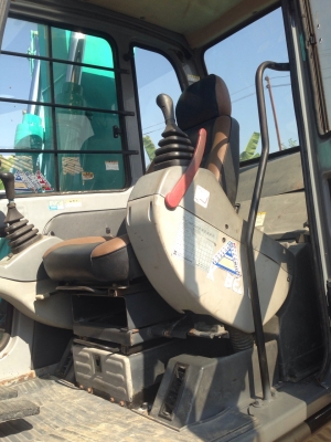 ขาย รถขุด KOBELCO SK120-3  mark v super ราคา 1480000 บาทค่ะ นำเข้าจากญี่ปุ่นยังไม่ผ่านการใช้งานในไทย สภาพสวย ใช้งานน้อยจ้า