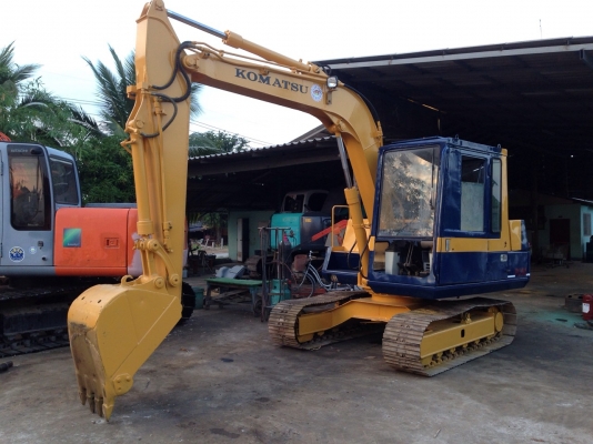 ขายด่วน รถขุด KOMATSU PC60-5  เก่าในสภาพสวย อาร์มพิเศษ  มีลายหัวกระแทก