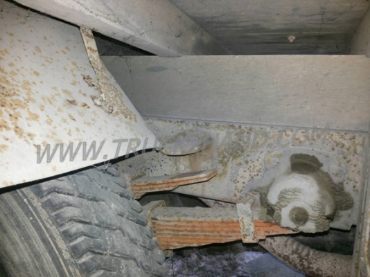 รถบรรทุก 6 ล้อ HINO