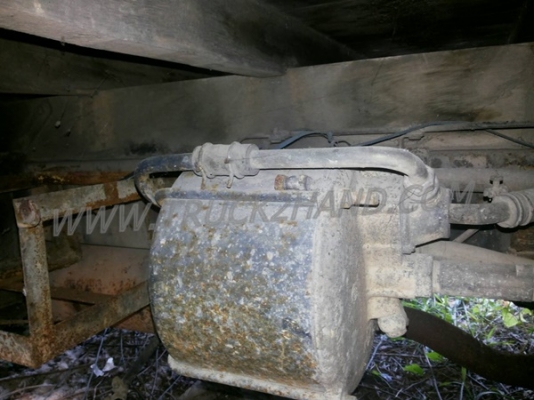 รถบรรทุก 6 ล้อ HINO