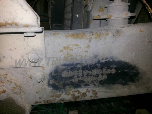 รถบรรทุก 6 ล้อ HINO