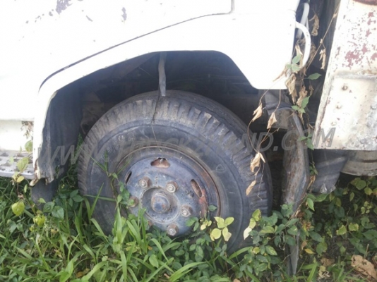 รถบรรทุก 6 ล้อ HINO