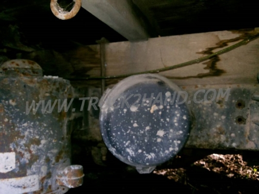 รถบรรทุก 6 ล้อ HINO