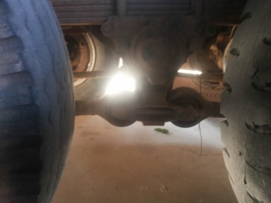 ขายรถสิบล้อหัวยาว เทรนเลอร์ เครื่อง 6BB1 เฟื่องท้ายร็อกกี้ ทะเบียนพร้อมโอน