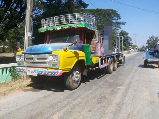 ขายรถสิบล้อหัวยาว เทรนเลอร์ เครื่อง 6BB1 เฟื่องท้ายร็อกกี้ ทะเบียนพร้อมโอน