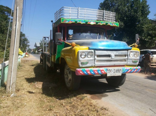 ขายรถสิบล้อหัวยาว เทรนเลอร์ เครื่อง 6BB1 เฟื่องท้ายร็อกกี้ ทะเบียนพร้อมโอน