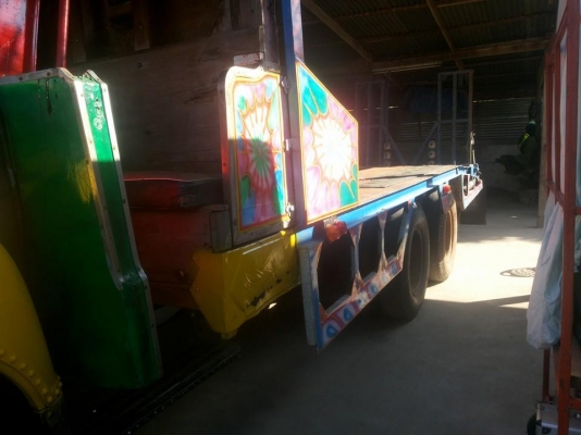 ขายรถสิบล้อหัวยาว เทรนเลอร์ เครื่อง 6BB1 เฟื่องท้ายร็อกกี้ ทะเบียนพร้อมโอน