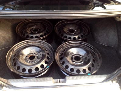 ล้อกะทะ15นิ้ว 4รู100ครับ 4 วง