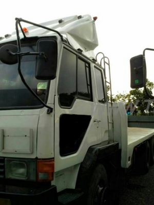 รถบรรทุก 10 ล้อ พื้นเรียบ MITSUBISHI พื้นเรียบ ปีจดทะเบียน 2533